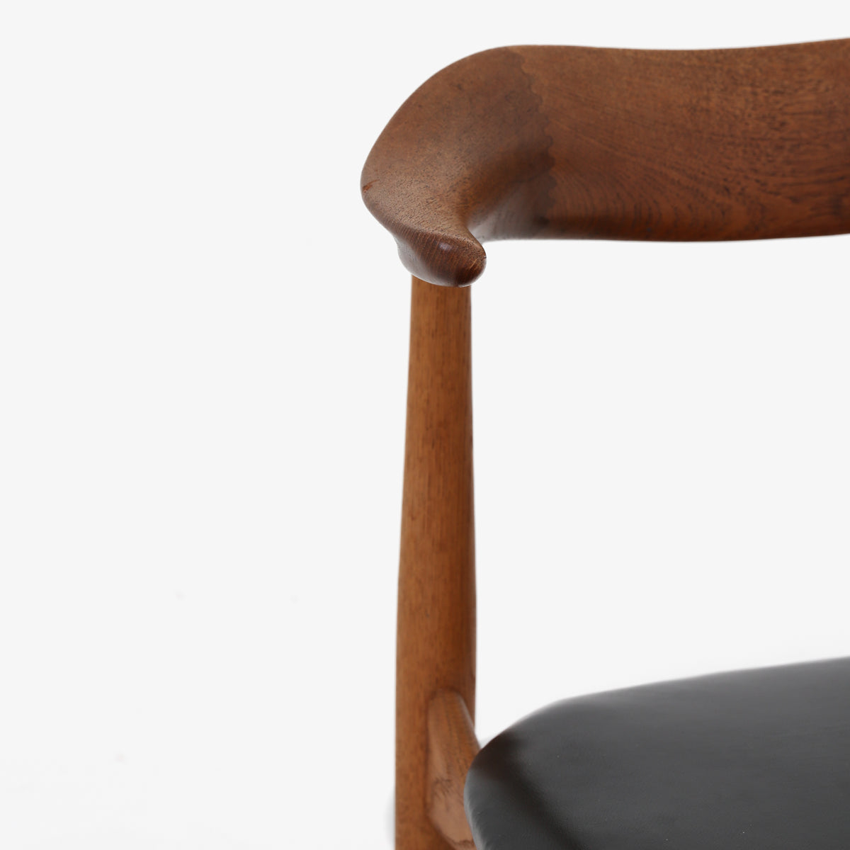 Armchair in teak