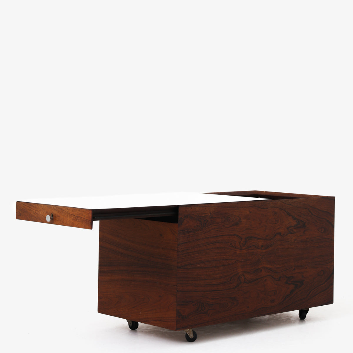 Bar in rosewood