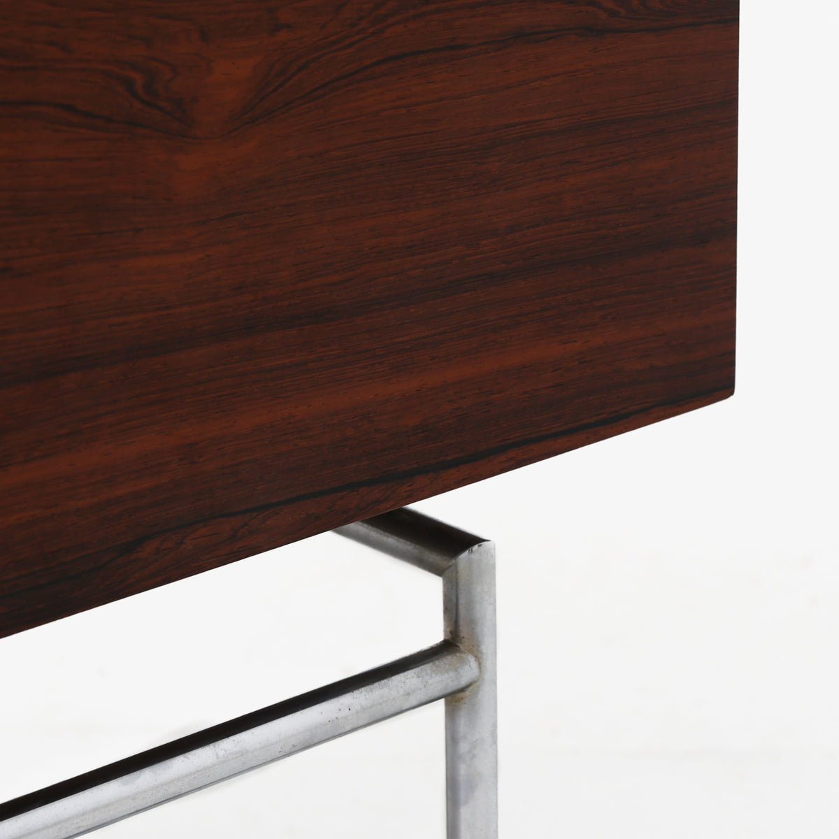 Bar in Brazilian rosewood