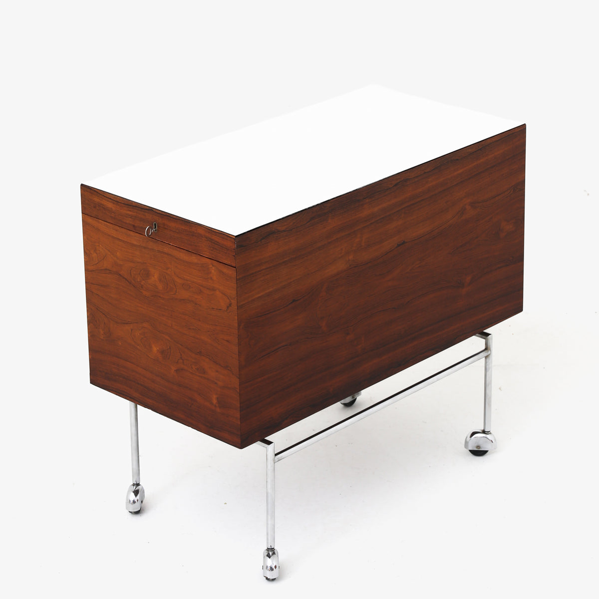 Bar in Brazilian rosewood