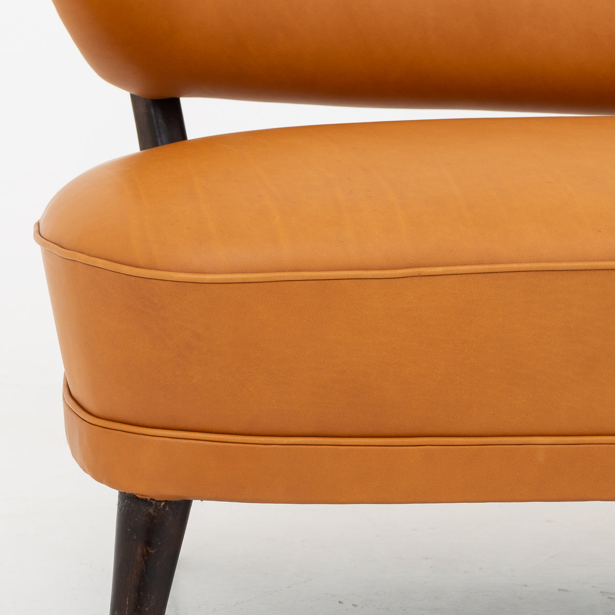 Sofa in cognac leather