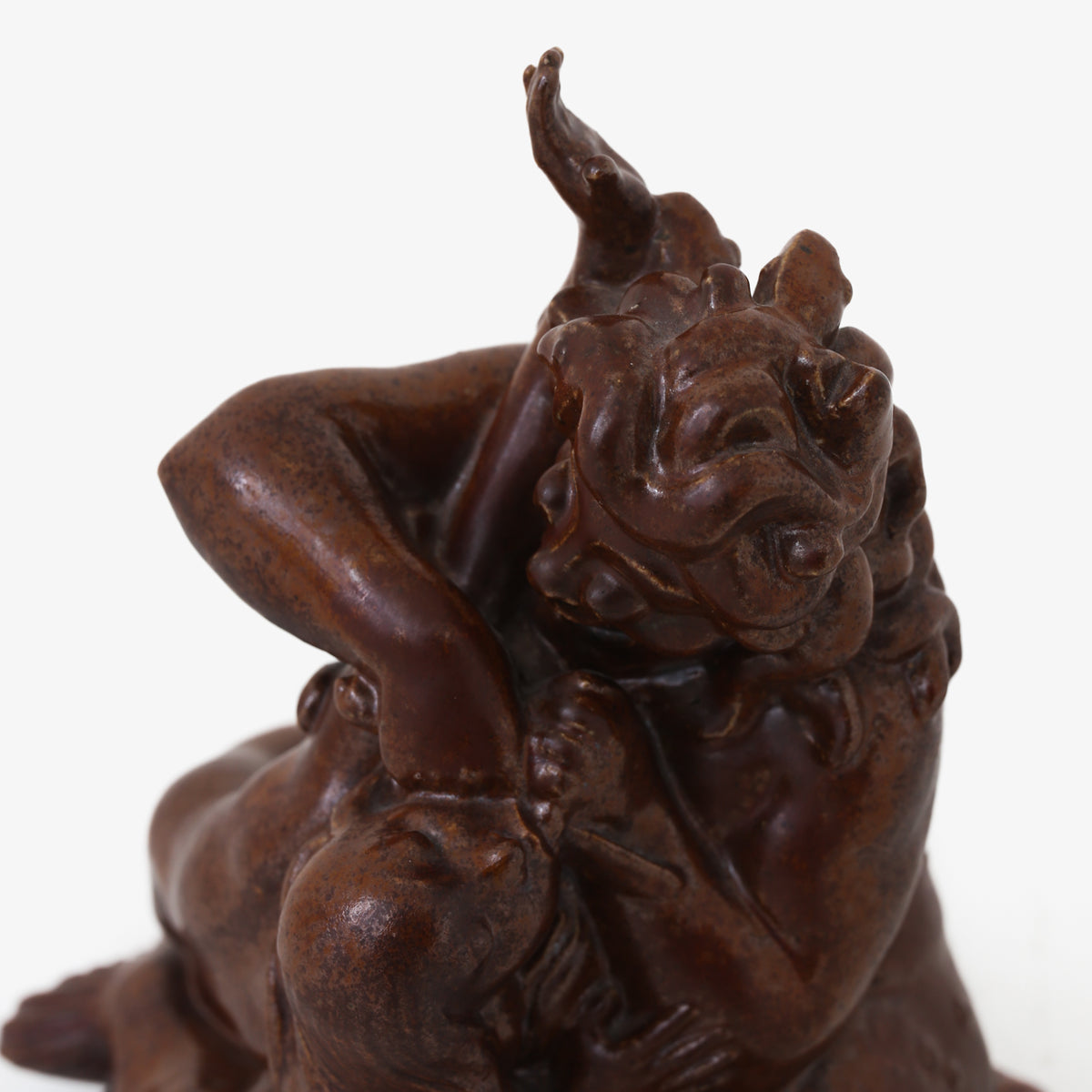 Sculpture in stoneware