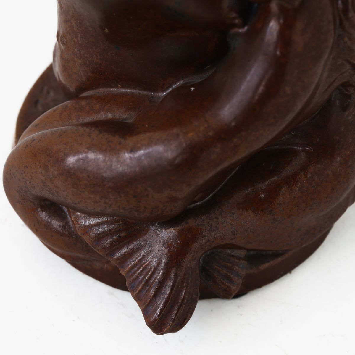 Sculpture in stoneware