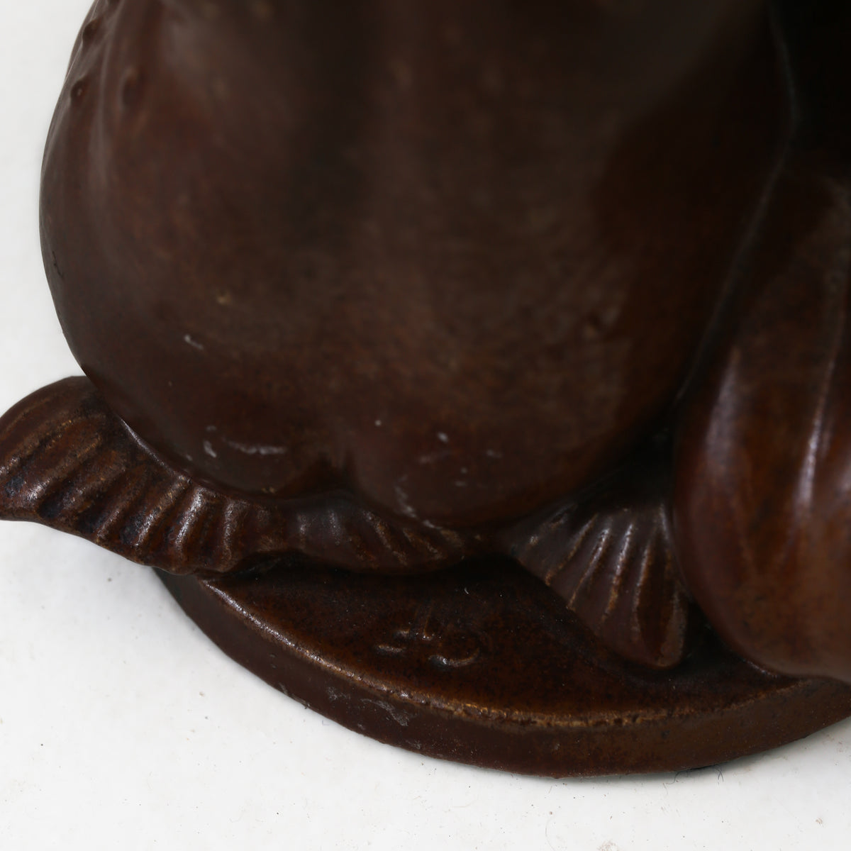 Sculpture in stoneware
