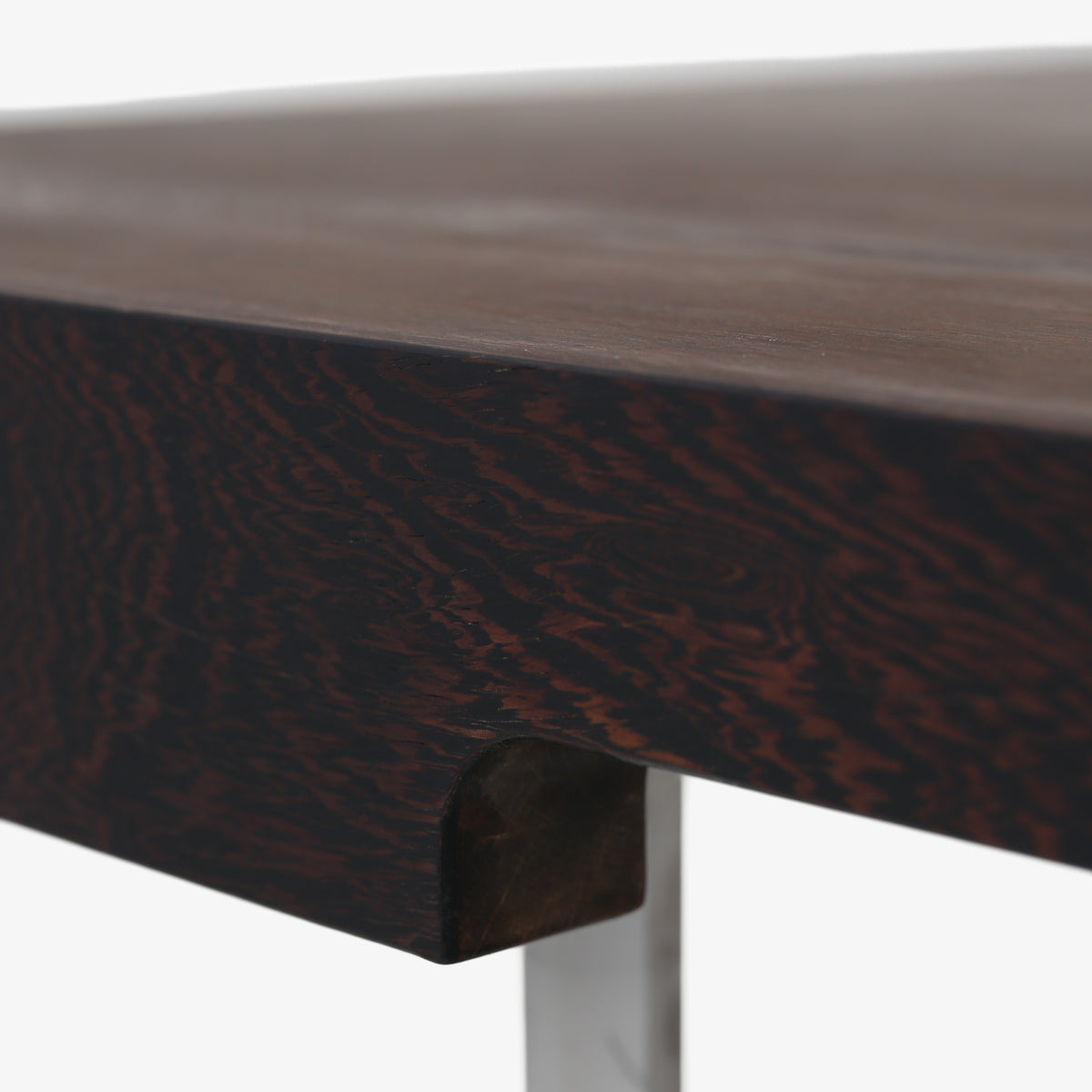 JH 810 - Fritstående skrivebord