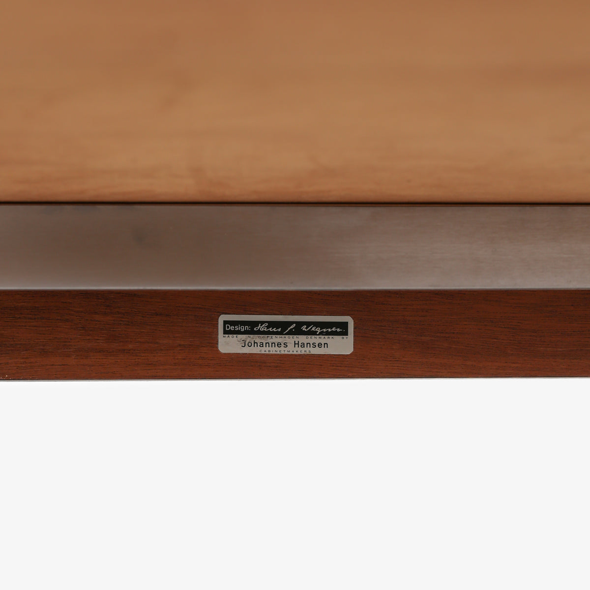 JH 810 - Fritstående skrivebord