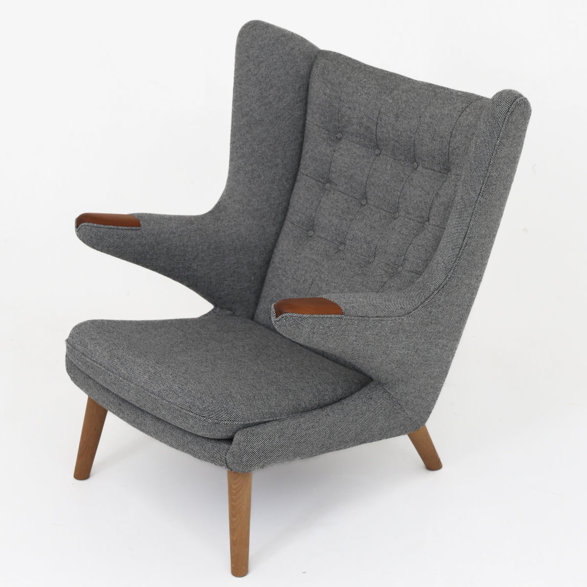 AP 19 - Papa Bear Chair in new wool