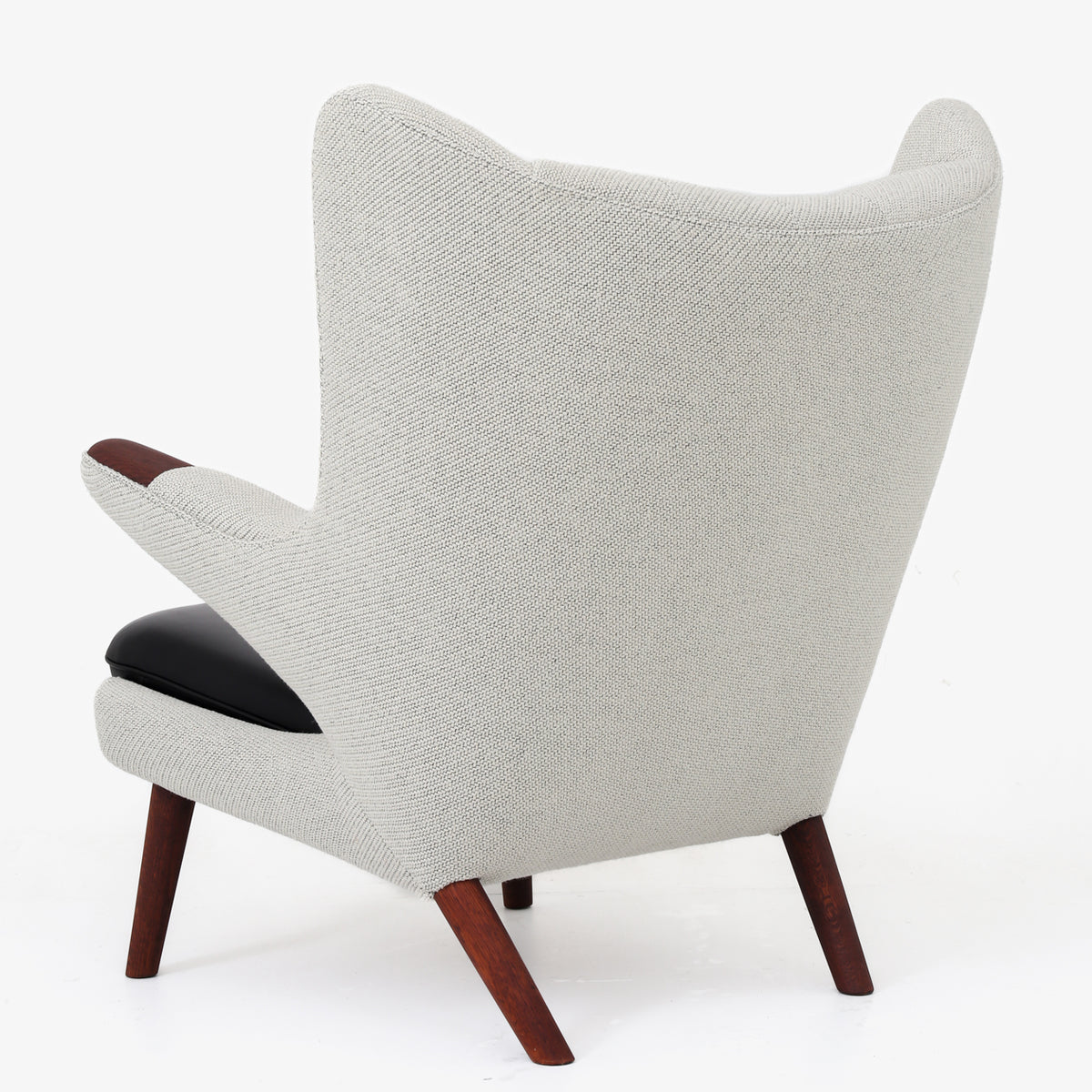 AP 19 - Papa Bear Chair in textile & leather