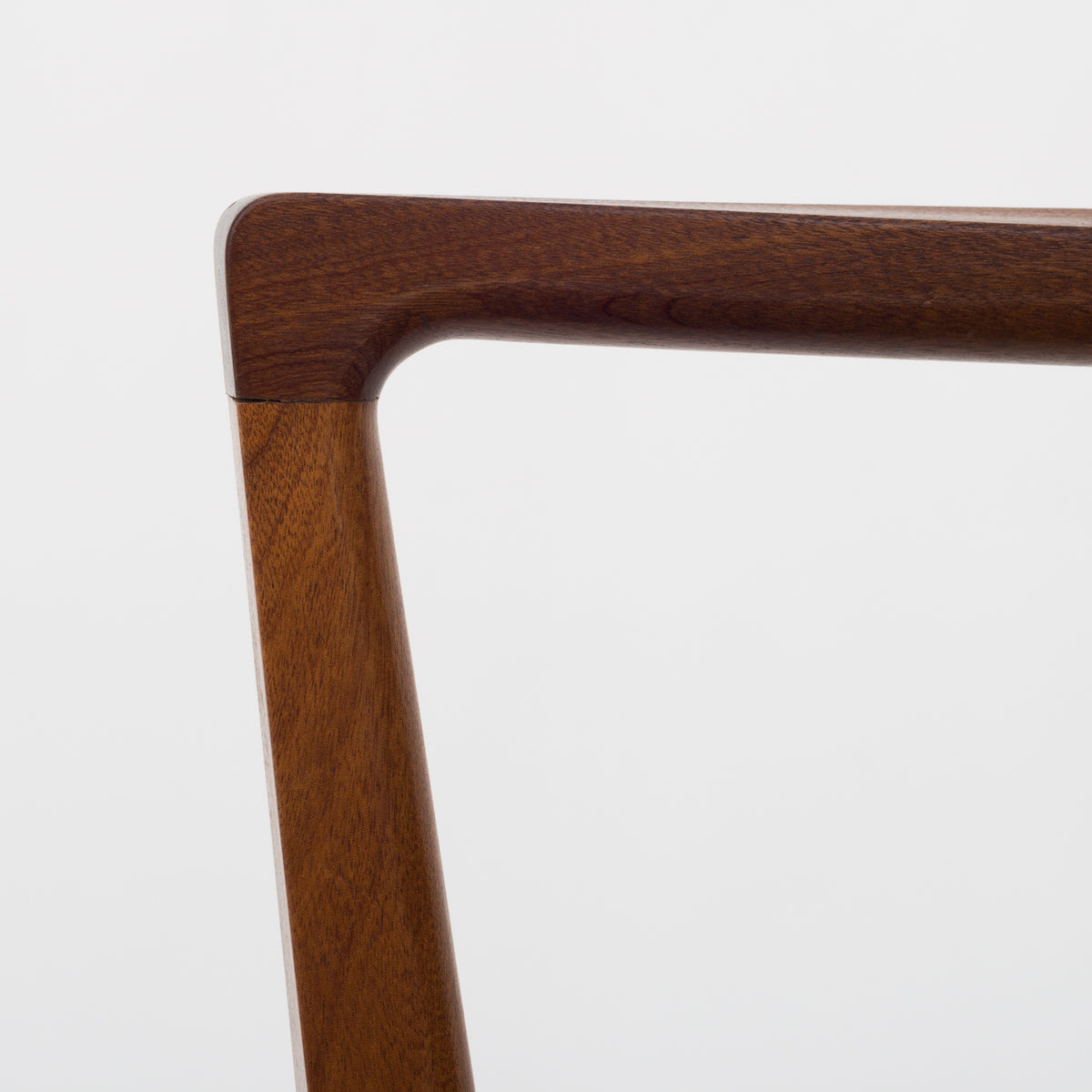 KK 3758A - "Barcelona" chair