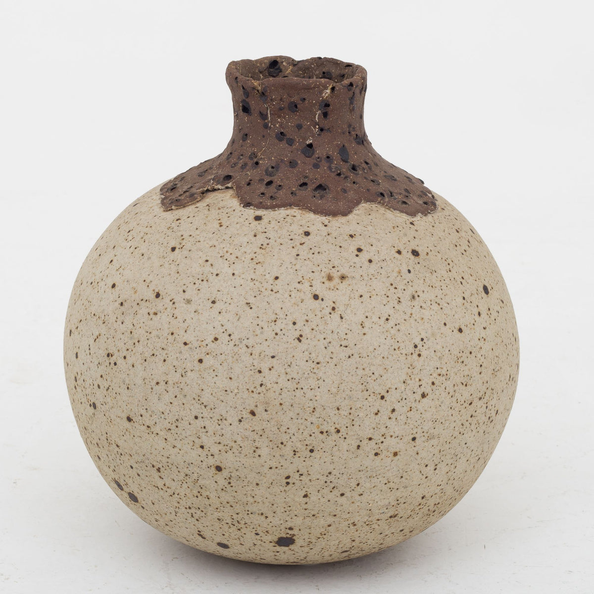 Vase in stoneware