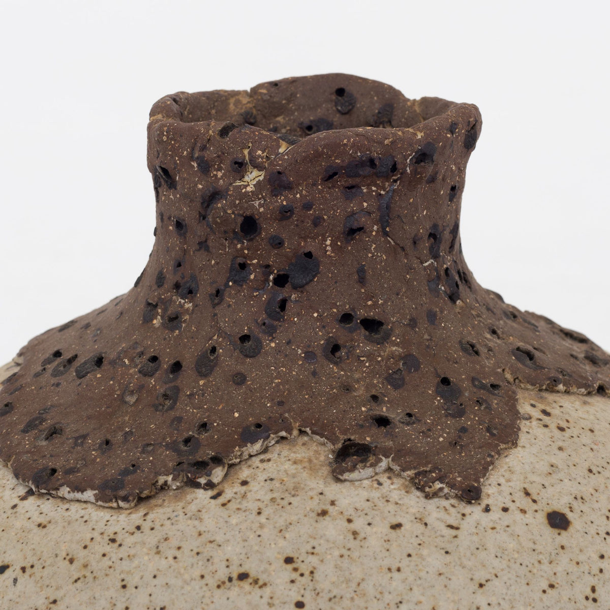 Vase in stoneware