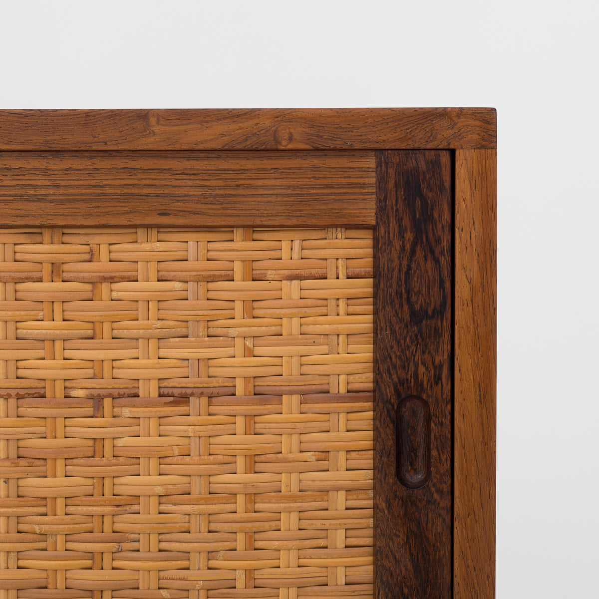 RY 26 - Sideboard in rosewood